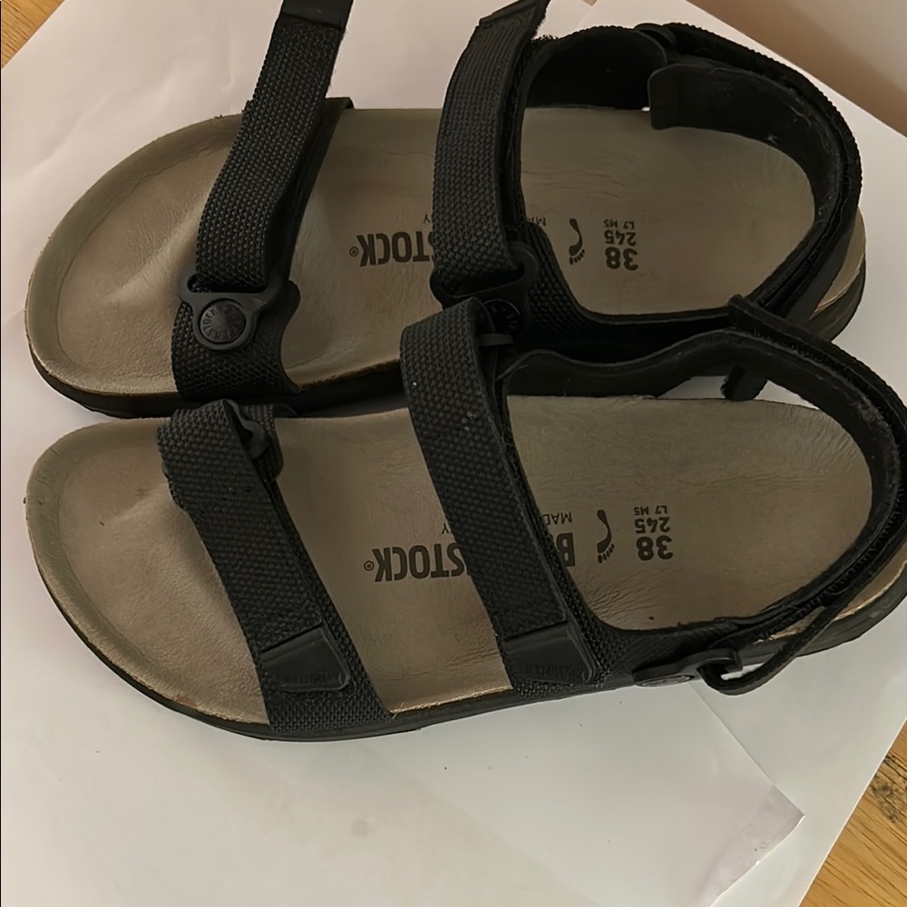 Birkenstock size 38 ( women’s 7.0-7.5 ) black Kalahari sport sandal.